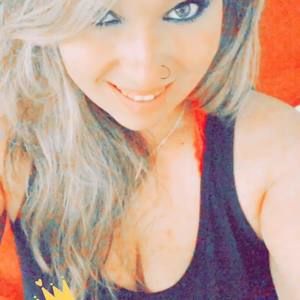 Meet your Posher, Avery